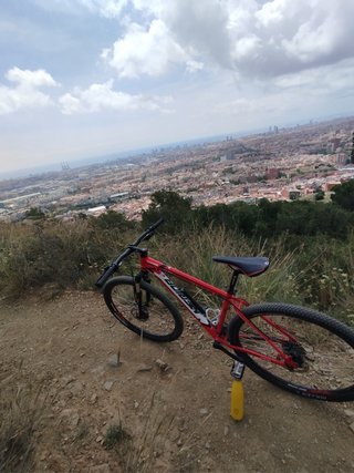 Bicicleta de Montaña Merida Big Nine Roja