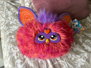 Peluche Furby Rosa y Naranja
