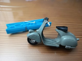 Miniatura Vespa Faro Bajo