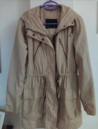 Chubasquero Beige