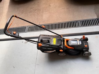 Cortacésped a batería WORX 40V 34cm