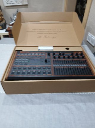 Caja de ritmos Behringer LINNDRUM
