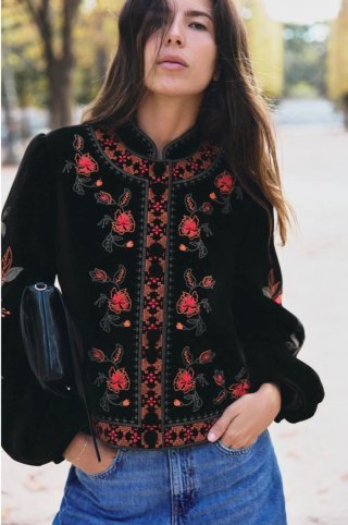 Chaqueta de terciopelo bordada Zara XS