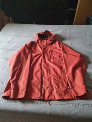 Cortavientos Quechua Rojo