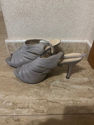Tacones Beige