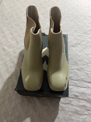 Botines de agua beige