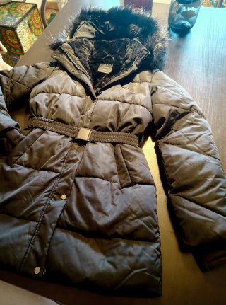 Abrigo térmico Stradivarius negro