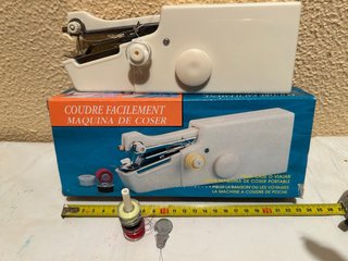 Máquina de Coser Manual Portátil