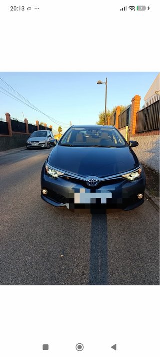 Toyota Auris 2015