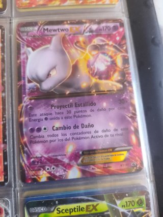 Carta Pokémon Mewtwo EX XY107 NM