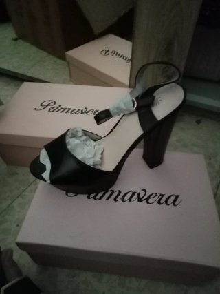 Sandalias de Tacón Ancho Primavera Negras. Tejido