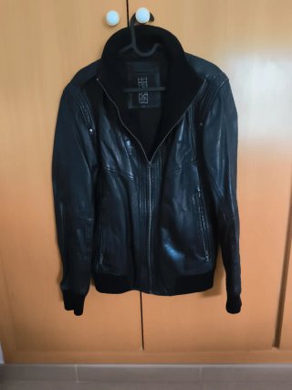 Cazadora piel Bershka Negra Talla M
