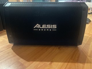 Amplificador Alesis Strike Amp 8