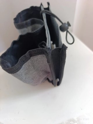Portabebidas para poner en la maleta de mano.