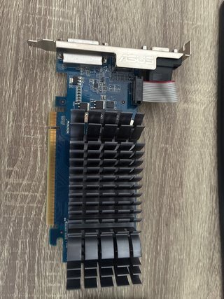 Tarjeta Gráfica Asus 210 silent 1gb DDR3