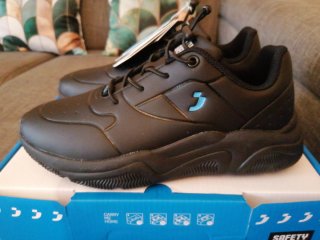 Zapatos de trabajo negros