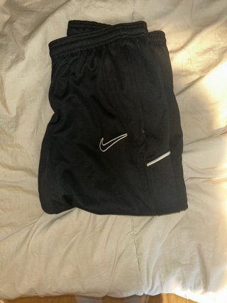 Pantalones deportivos Nike negros