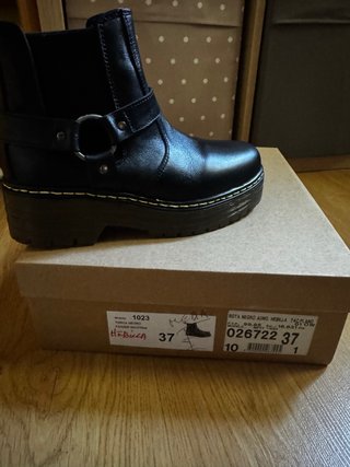 Botas tipo Martens Negras Talla 37