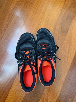 Zapatillas de atletismo con clavos
