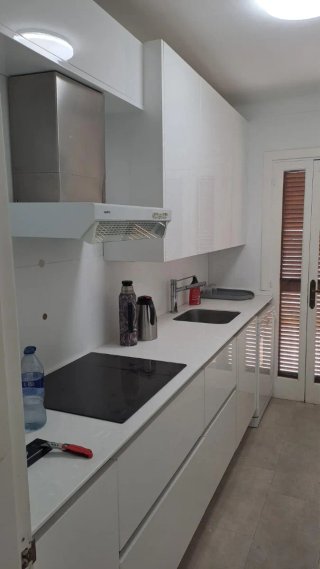 Muebles de cocina blancos