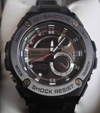 Reloj Casio G-Shock GST-210B