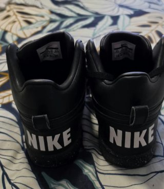 Zapatillas Nike Court Borough Mid Negras