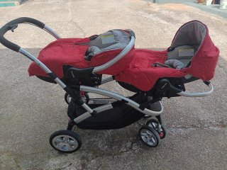 Carro Gemelar con Sillas y Cucos y silla de paseo