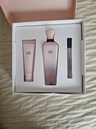 Caja Colonia Adolfo Dominguez Nude Musk