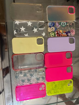 Lote de 12 fundas para iPhone 15