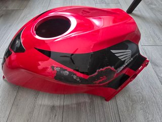 Cubre depósito Honda CBR 600 RR rojo