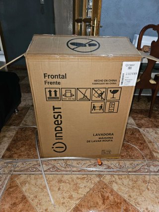 Lavadora Indesit Nueva en Caja 8Kg
