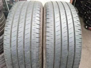 215 60 R17 96H Bridgestone - 2 neumáticos +90%