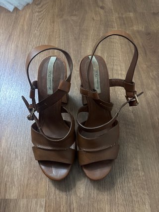 Sandalias de tacón Massimo Dutti