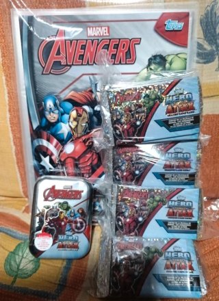 Lote 100 Sobres Cromos Avengers + Álbum + Minitin