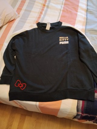 Sudadera Puma x Hello Kitty