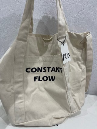 Bolso Tote Zara Constant Flow