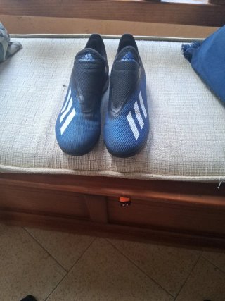Zapatillas de fútbol sala adidas o de futbol 7