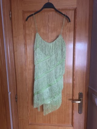 Vestido de fiesta Mango con flecos