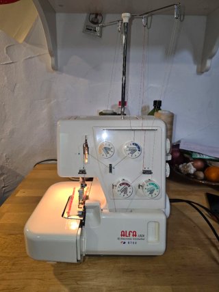 Remalladora Alfa Lock 8702 Electronic