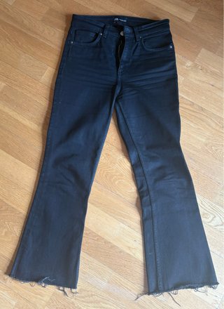 Pantalón vaquero Zara negro