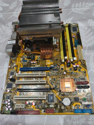 Placa Base ASUS P5K + CPU Intel Core 2 Quad Q9300