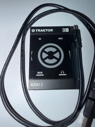 Interfaz de Audio Traktor Audio 2