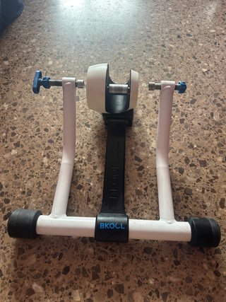 Rodillo de Entrenamiento Bkool Smart Go