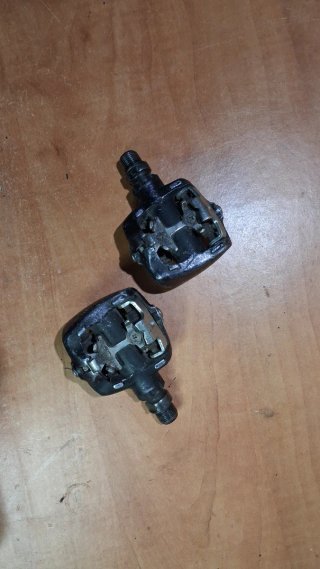 Pedales Shimano LX