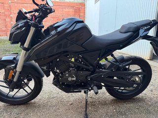 Moto Voge 125 R Naked