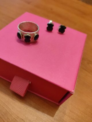 Anillo y Pendientes Tous Piedra Negra.