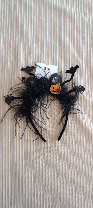 Bandolete de Halloween com Decorações. Nova.