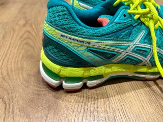 Asics Gel Kayano 20 Mujer T39 Lite-Show