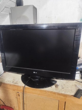 TV LG negociable 32"