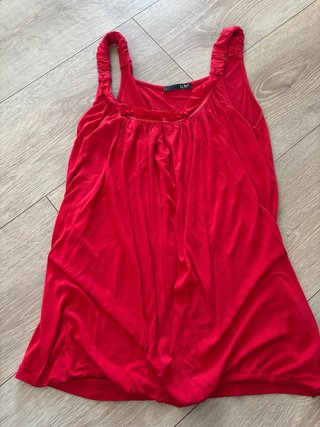Camiseta de tirantes roja talla S